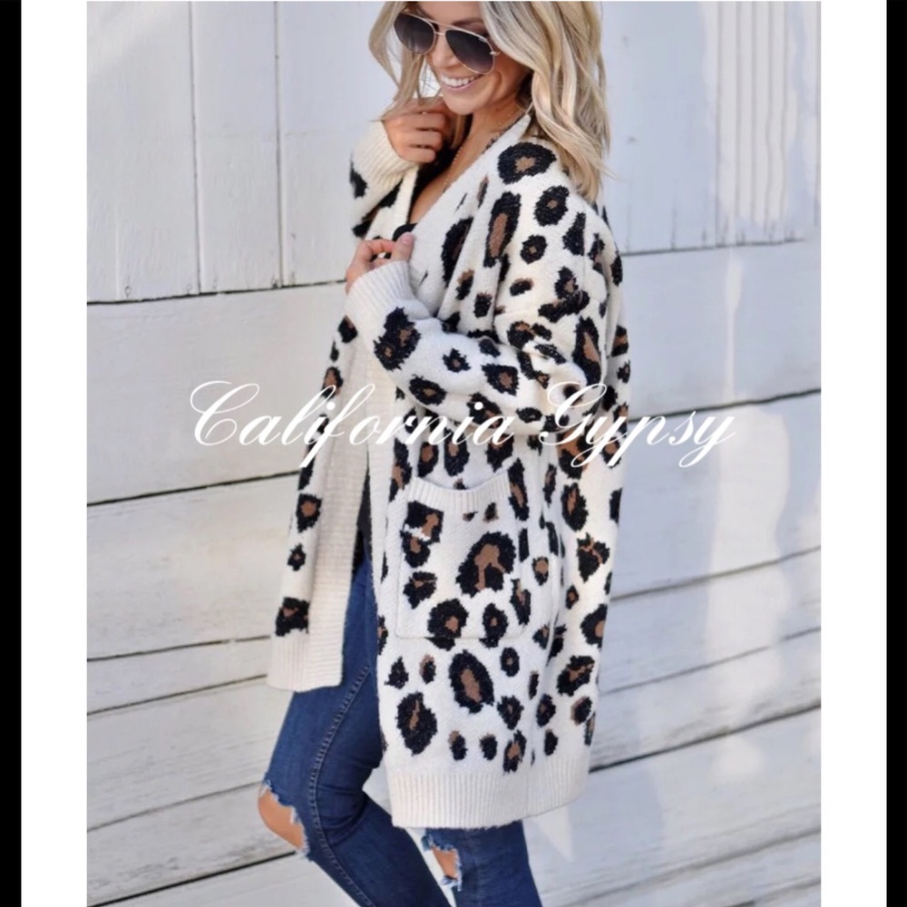 LAST ONE🎉Leopard Knit Cardigan - Picture 5 of 7